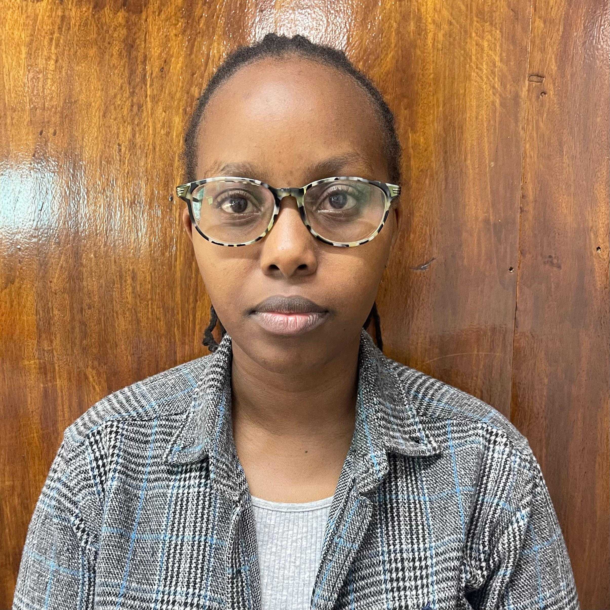 Evelyn muteti